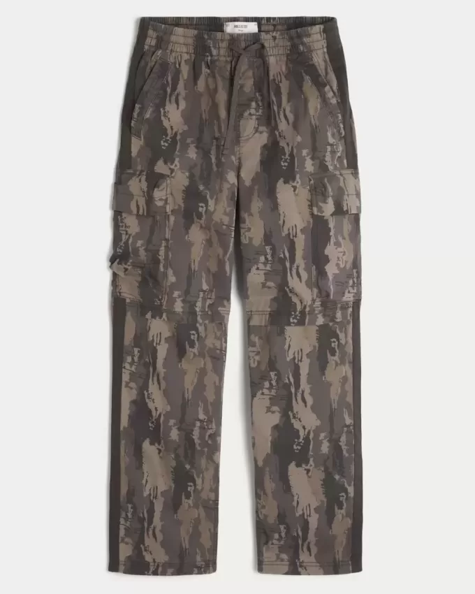 Pantaloni cargo larghi mimetici