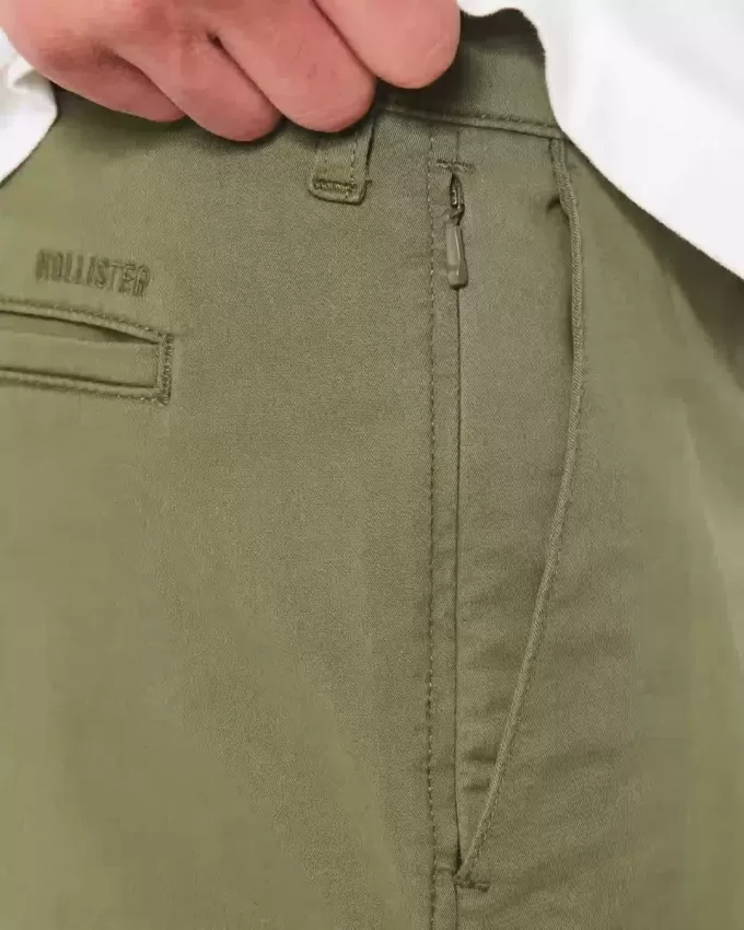 Pantaloni chino dritti