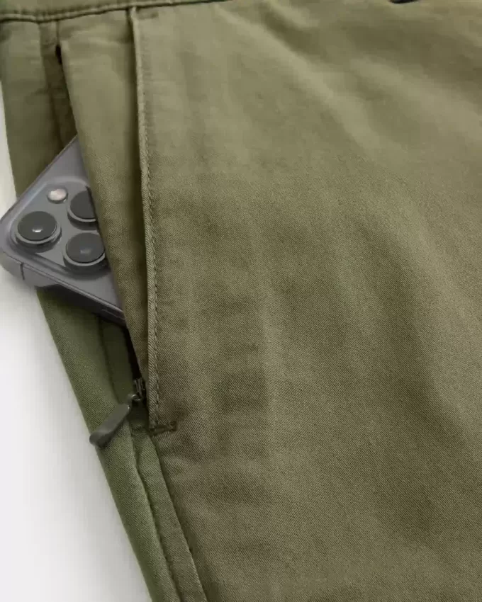 Pantaloni chino dritti