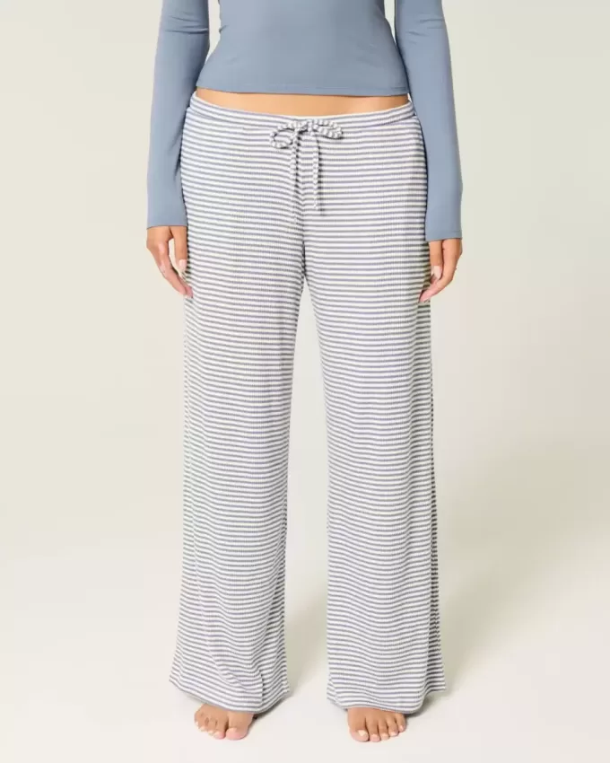 Pantaloni comodi a coste con gamba larga