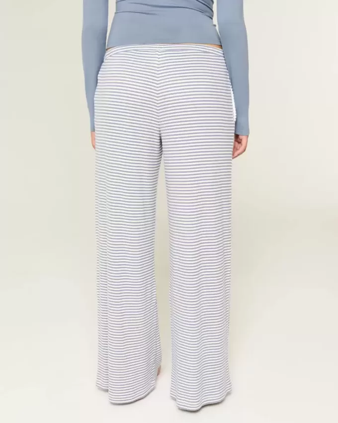 Pantaloni comodi a coste con gamba larga