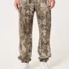 Pantaloni da jogging in pile con logo rilassato