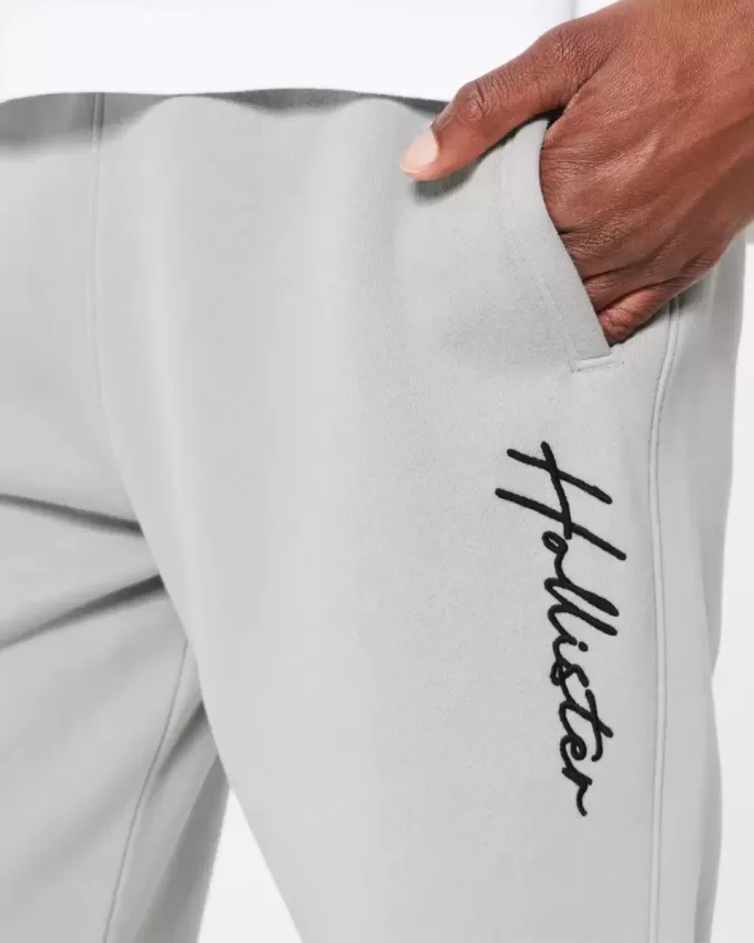 Pantaloni da jogging in pile con logo rilassato