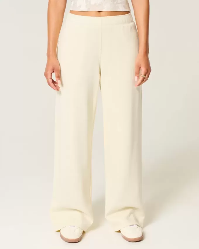 Pantaloni della tuta a gamba larga con scritta “Love You”