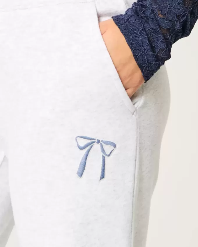 Pantaloni della tuta dritti con grafica a fiocco Pantaloni della tuta dritti con grafica a fiocco