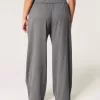 Pantaloni Hollister Livvy a vita bassa e gamba larga