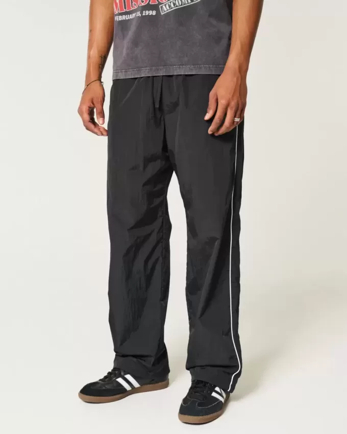 Pantaloni larghi da tuta
