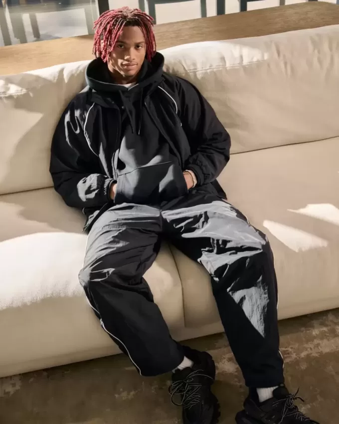 Pantaloni larghi da tuta