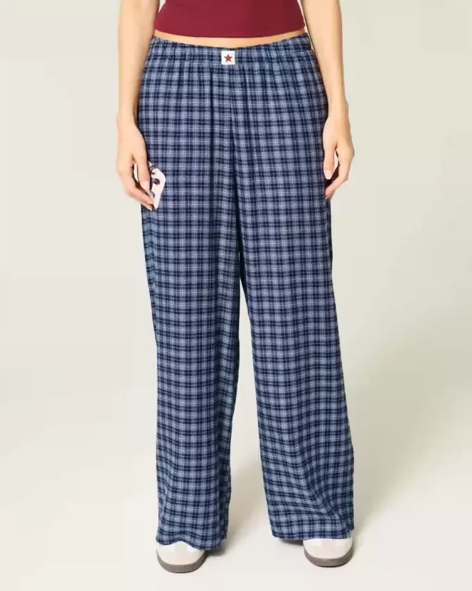Pantaloni larghi in flanella con grafica numerica