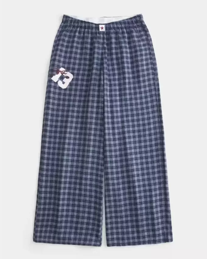 Pantaloni larghi in flanella con grafica numerica