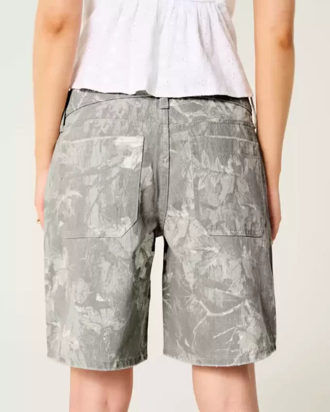 Pantaloni larghi mimetici a vita bassa
