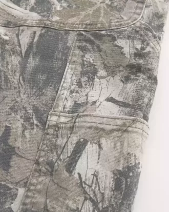 Pantaloni mimetici larghi da pittore