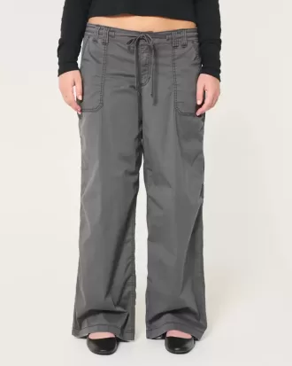 Pantaloni super larghi a vita bassa