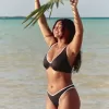 Reggiseno bikini con ferretto e coste alte e curve