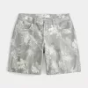 Shorts mimetici a vita bassa e larghi con curve
