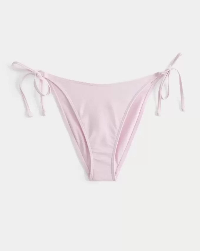 Slip bikini a vita bassa e sfacciato Slip bikini a vita bassa e sfacciato