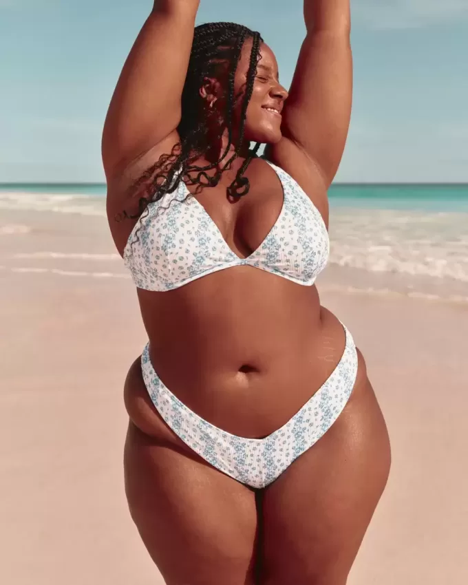 Slip bikini Cheekiest a vita alta con sgambatura a coste e vita a V