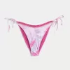 Slip bikini sfacciato con lacci laterali e finiture all’uncinetto