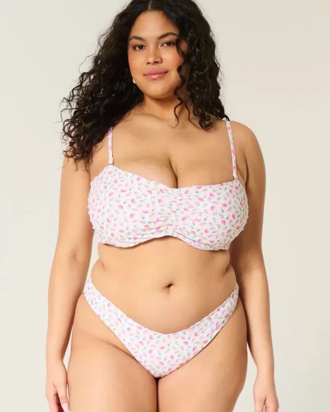 Slip bikini sgambato e sgambato