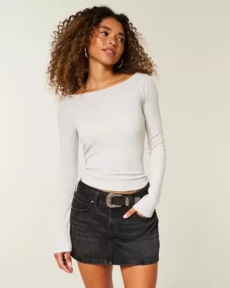 Top a maniche lunghe con scollo a V