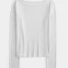 Top a maniche lunghe con scollo a V Top a maniche lunghe con scollo a V