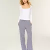 Top a maniche lunghe con scollo quadrato