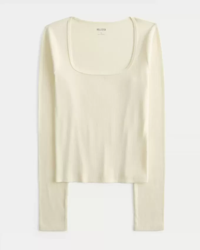 Top a maniche lunghe con scollo quadrato