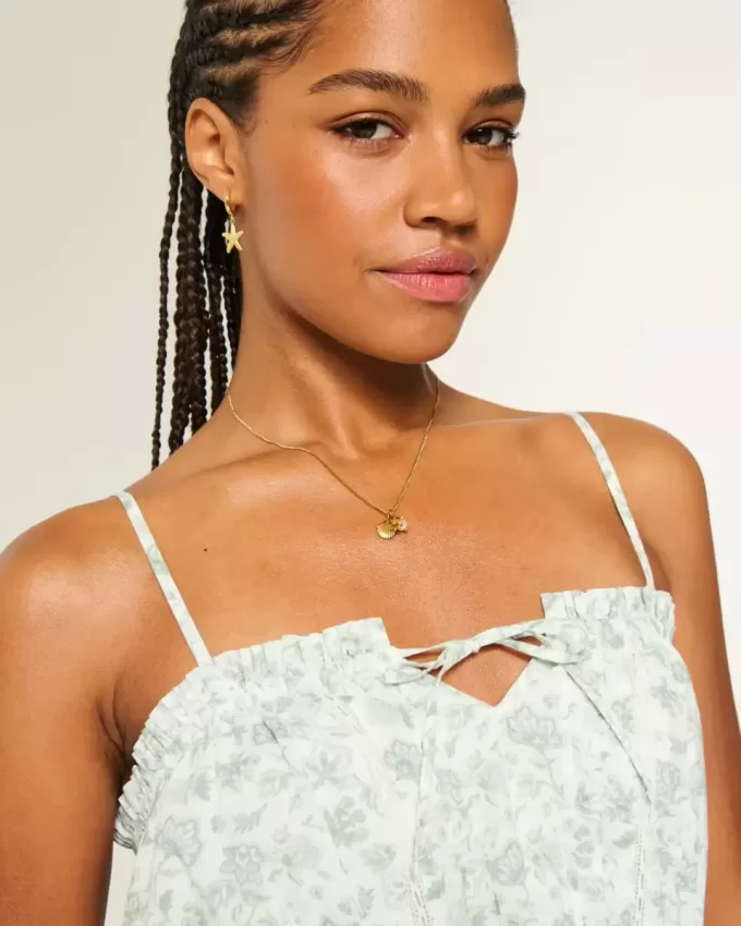 Top a tubino con inserti in pizzo senza spalline Easy Crop Top a tubino con inserti in pizzo senza spalline Easy Crop