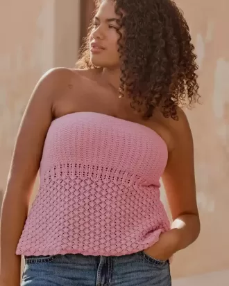 Top a tubino in stile uncinetto