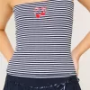 Top a tubino ricamato senza spalline con ciliegie Top a tubino ricamato senza spalline con ciliegie