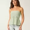 Top a tubino senza spalline in stile uncinetto Top a tubino senza spalline in stile uncinetto