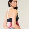 Top all’uncinetto con motivo bandiera americana
