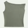 Top asimmetrico con spalle scoperte