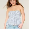 Top babydoll con scollo all’americana a strati