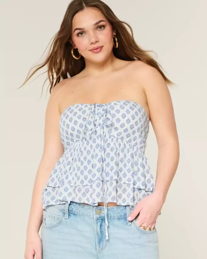 Top babydoll con scollo all’americana a strati
