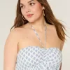Top babydoll con scollo all’americana a strati