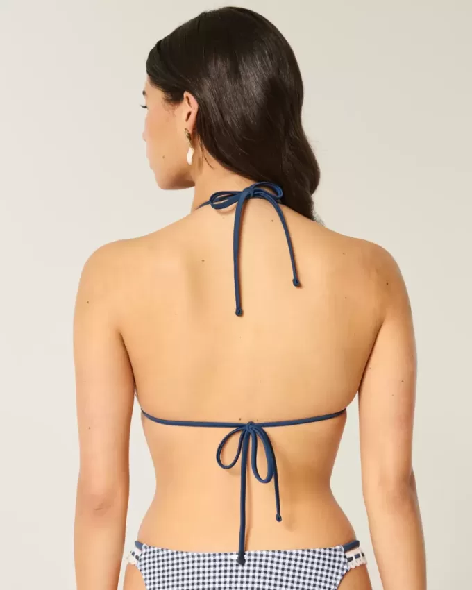 Top bikini a triangolo con bordo all’uncinetto