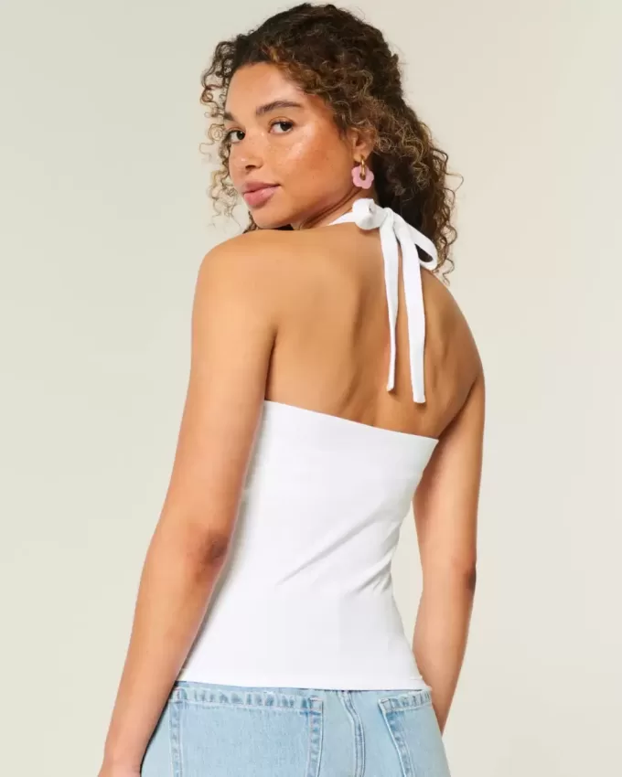 Top con scollo all’americana e grafica con perline Top con scollo all’americana e grafica con perline