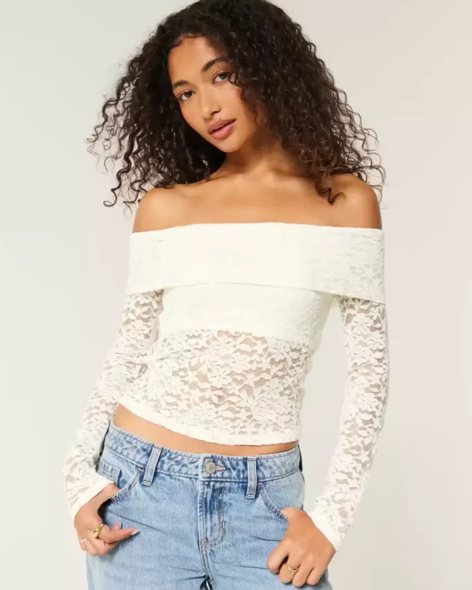 Top con spalle scoperte e pizzo integrale