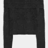 Top con spalle scoperte e pizzo integrale Top con spalle scoperte e pizzo integrale