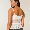 Top con volant in pizzo Top con volant in pizzo